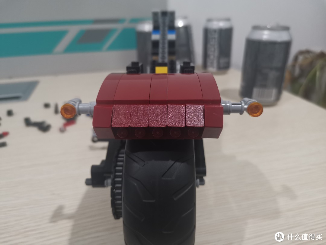 LEGO 创意组系列 10269 哈雷肥仔摩托车 评测