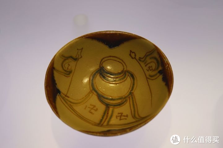 1200年后重回故地，上海博物馆特展，黑石号“宝历风物”