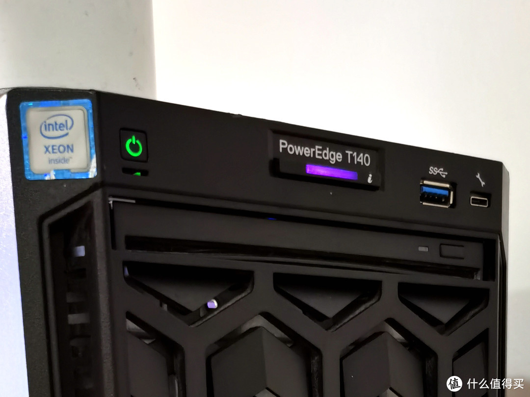 戴尔PowerEdge T140机箱装机