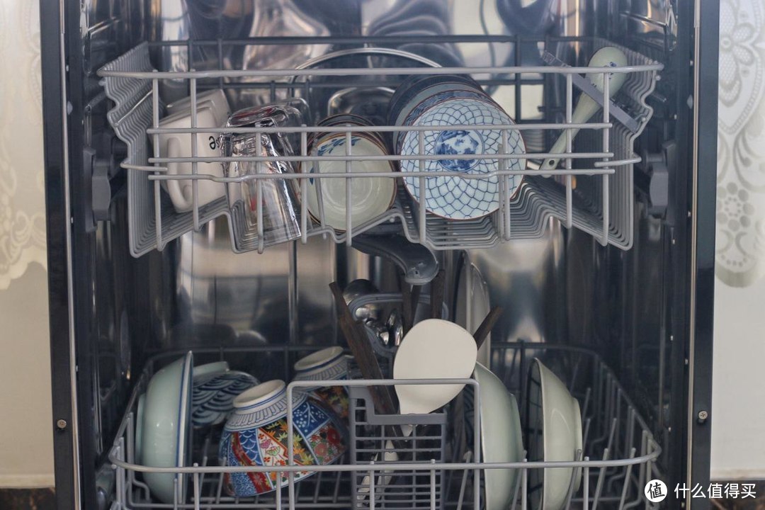 国货洗碗机，到底值不值得买？聊聊我家海尔洗碗机的真实体验！