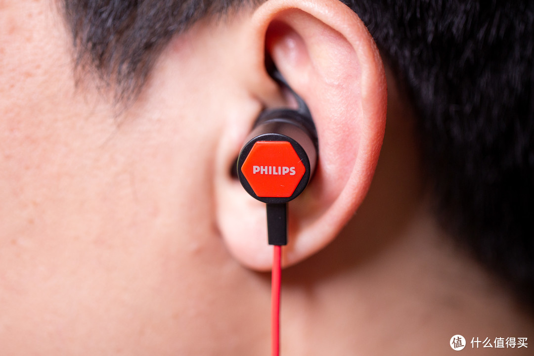 有线耳机还值得买吗？飞利浦 TAG4115游戏耳机评测