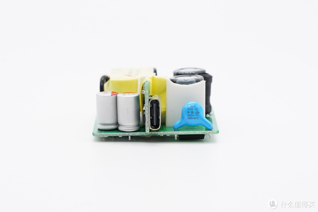 闪极20W USB PD快充充电器拆解，协议丰富支持两组PPS电压档位