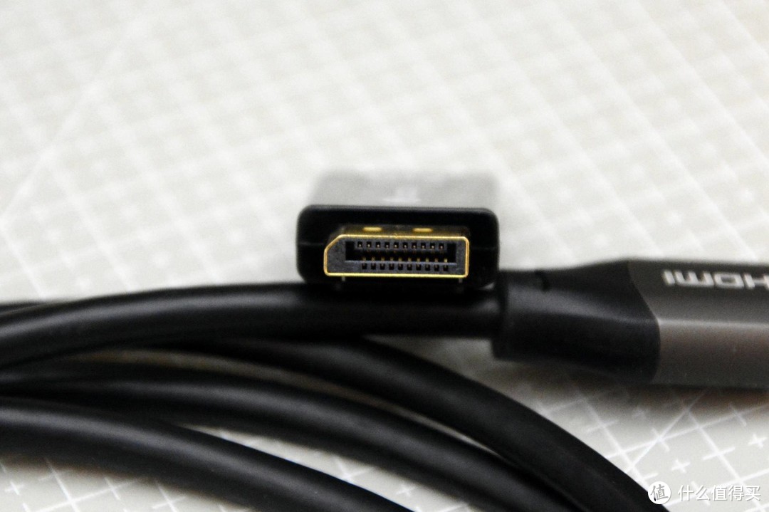 实用数码小物件-DP转HDMI帮你解决生活大麻烦