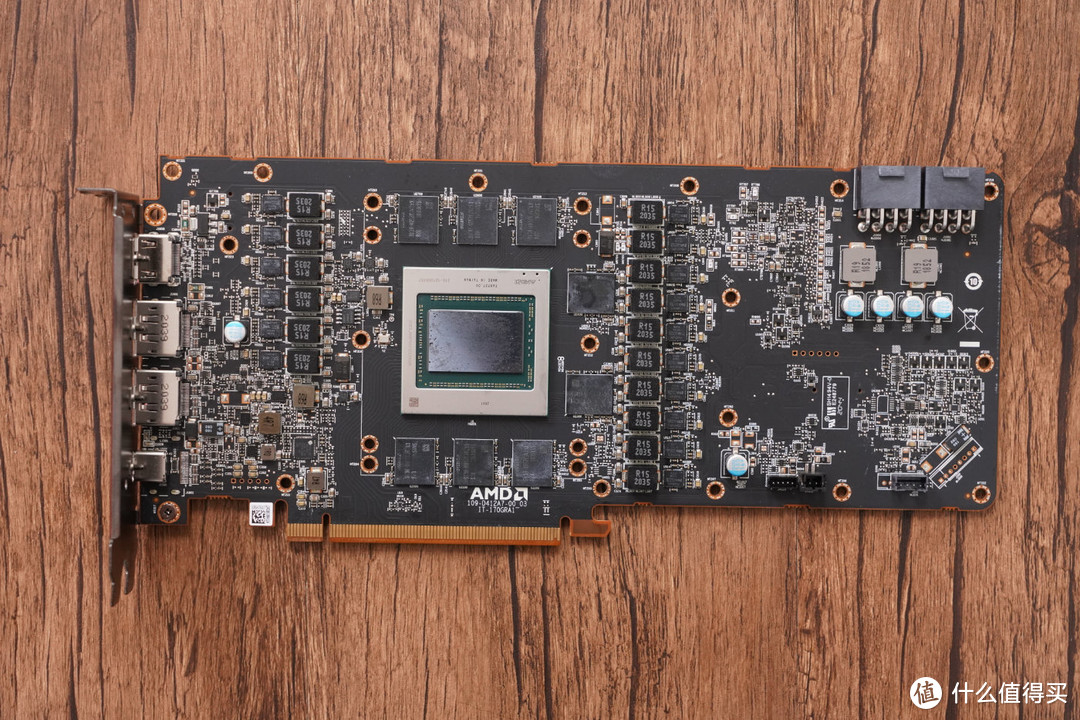 卡皇降临！AMD Radeon RX 6900XT显卡首发评测