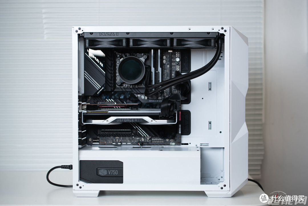 Nzxt Kraken Z73一体式水冷散热器评测 颜值出众的实力派 显卡 什么值得买