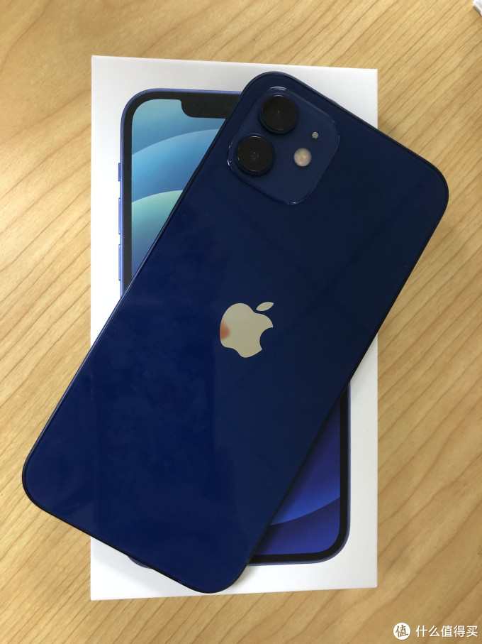 数码产品个人使用感受 篇一:iphone12 拖鞋蓝 一个多月使用感受,轻就