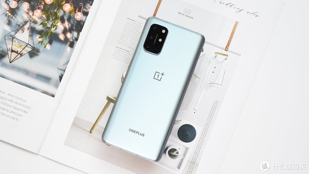 大屏时代的轻巧旗舰丨OnePlus 8T深度体验报告