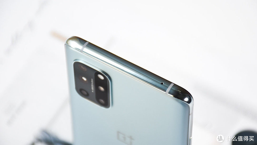 大屏时代的轻巧旗舰丨OnePlus 8T深度体验报告