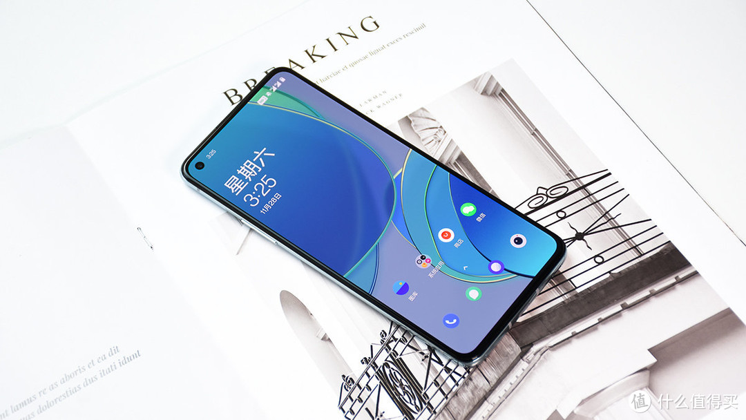 大屏时代的轻巧旗舰丨OnePlus 8T深度体验报告
