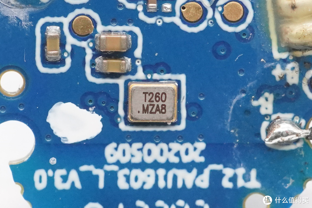 拆解报告：TOZO T12 真无线蓝牙耳机