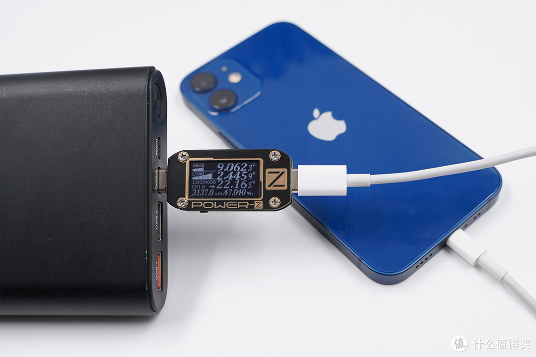 手持苹果iPhone12mini的全家桶用户，15款大容量充电宝的测试结果为你呈现