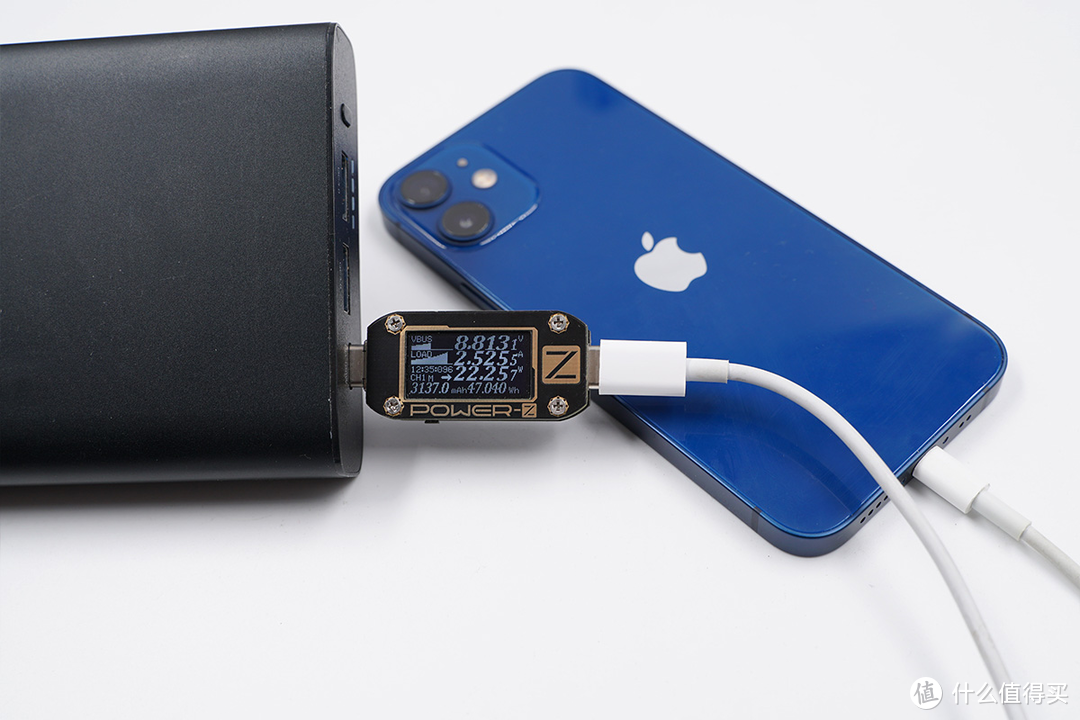 手持苹果iPhone12mini的全家桶用户，15款大容量充电宝的测试结果为你呈现