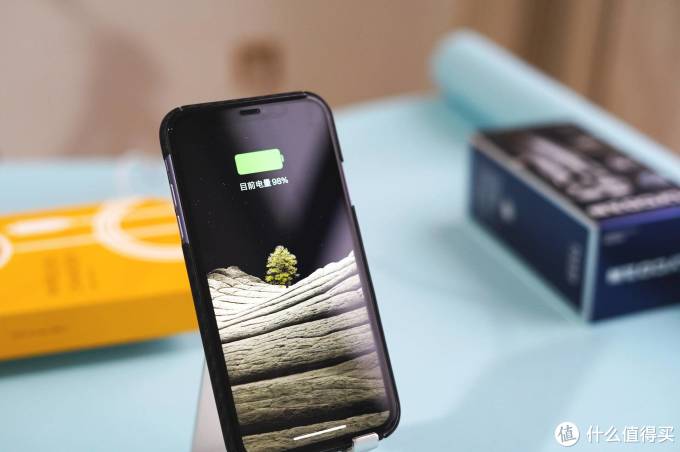 好物推荐篇一百六十九无线磁吸充电为苹果12专属图拉斯让苹果11秒变