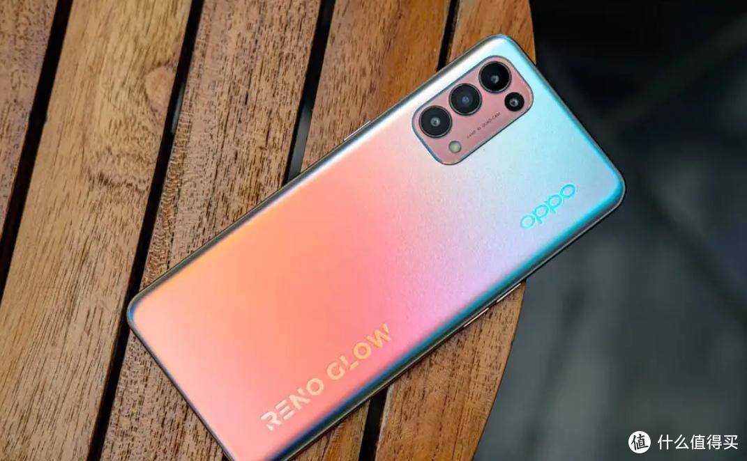 OPPO Reno5后盖设计整体升级，星钻工艺够闪耀也够时尚