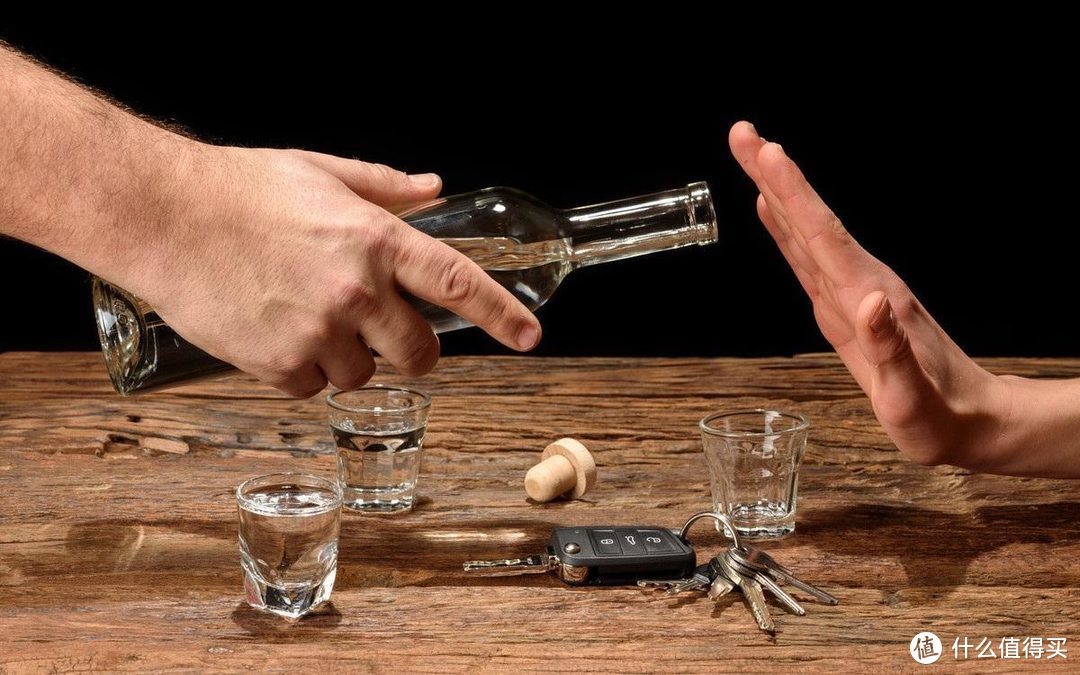 喝酒不伤身的4个小技巧，经常喝酒的人可以试试，很有效 