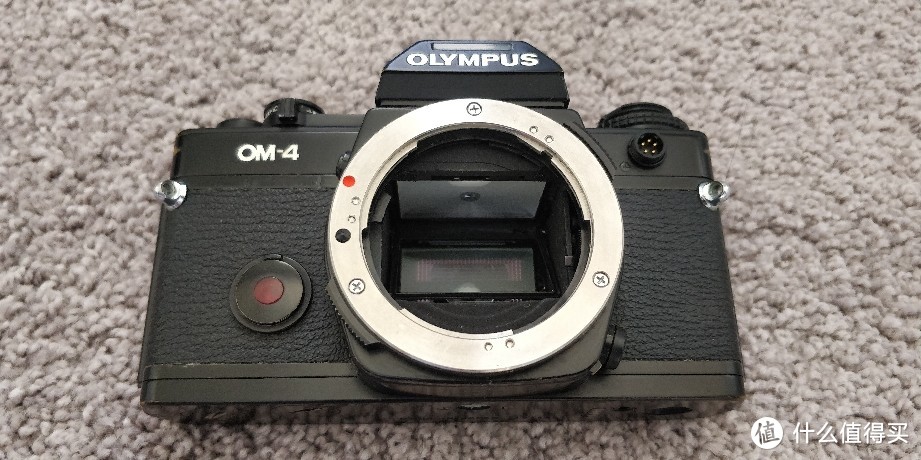 胶片相机简易维修：Olympus OM-4快门和过卷杆卡死