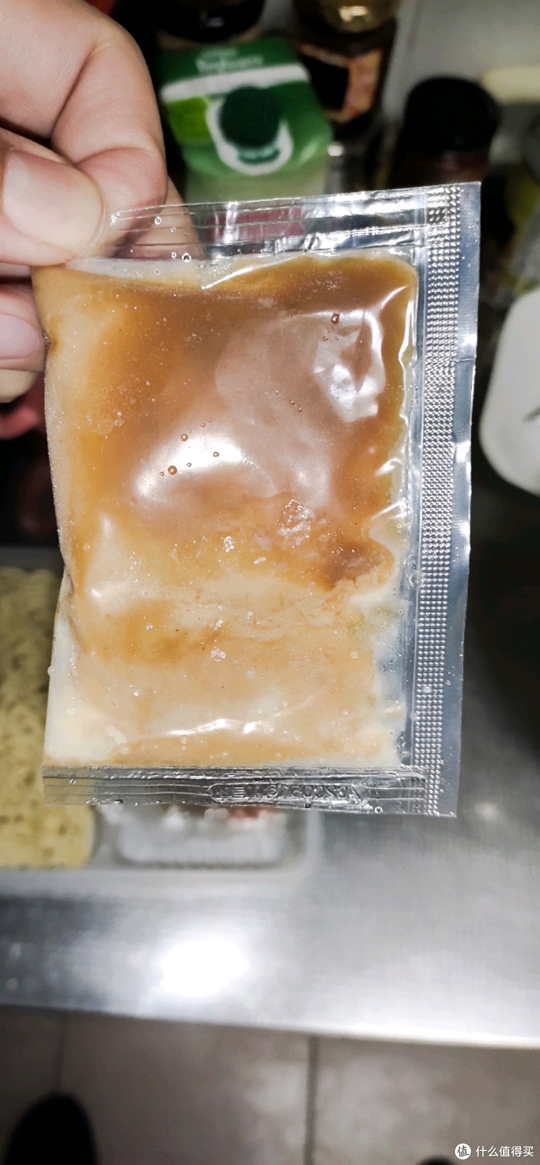 老婆饼里真的有“老婆”？看，有大肉！没必要去日料店，3分钟就能搞定的速冻日式豚骨拉面值试试