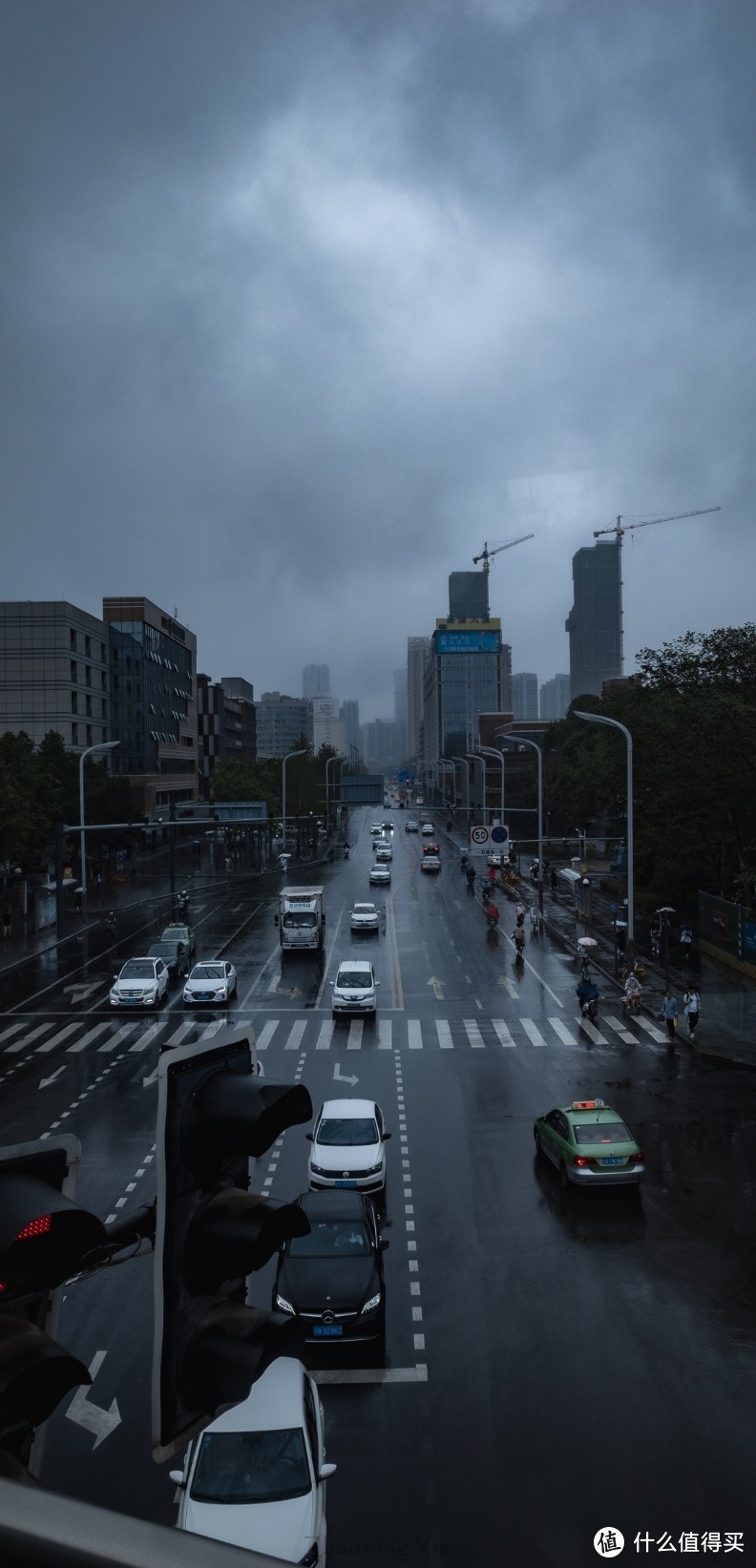 无法留住一闪即逝的风景？如何在火车上拍风光？