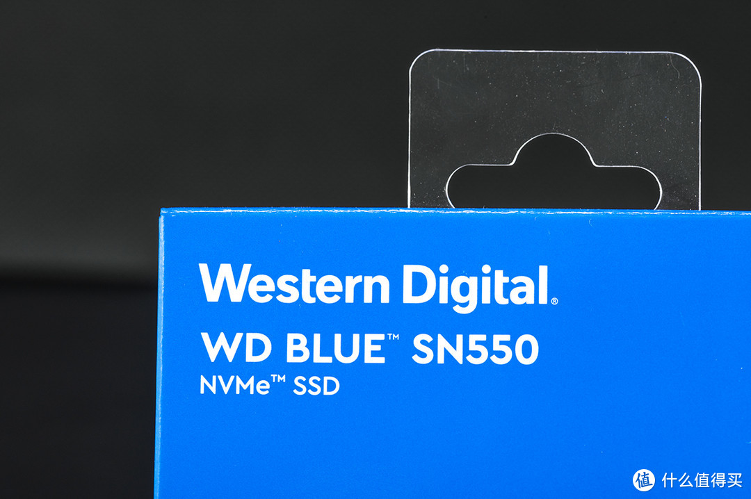 加50带宽容量翻一倍，固态硬盘中的甜点级，WD BLUE SN550入手体验