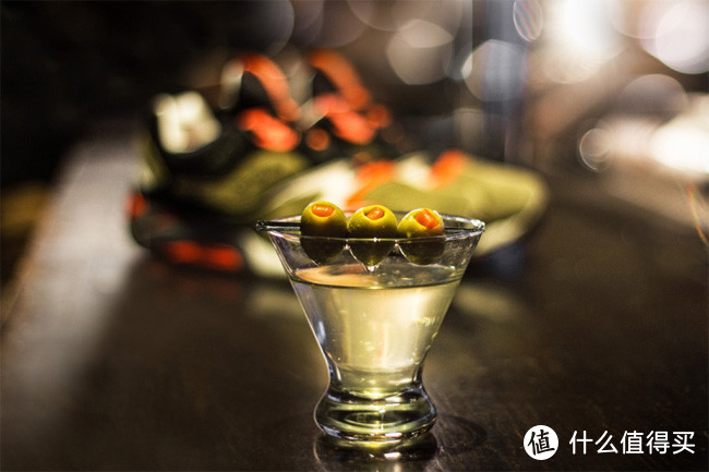 淘老鞋：UBIQ X Saucony Grid9000 Dirty Martini