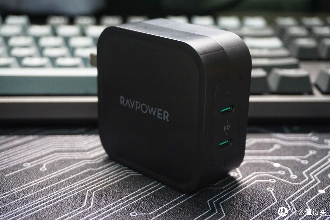 你今天用快充了吗？RAVPower 90W快充头使用感受！