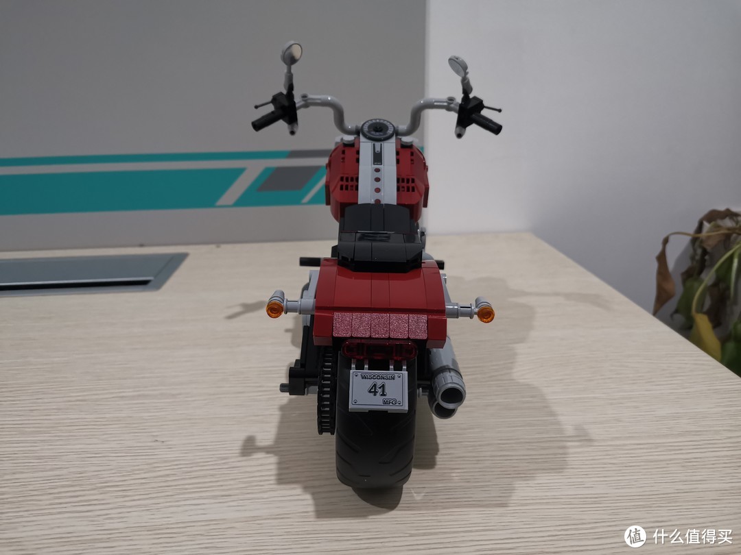 LEGO 创意组系列 10269 哈雷肥仔摩托车 评测