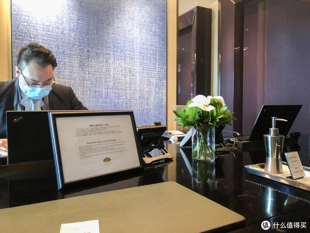 广州文华东方酒店的第一把扇子，从此成为MO粉|润物细无声的服务+米其林餐厅