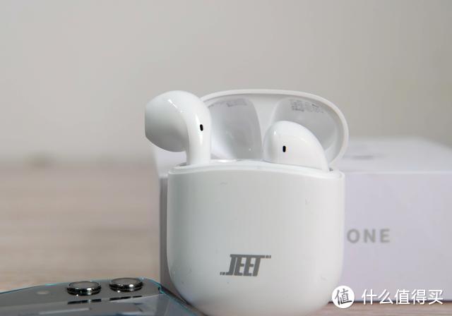 音乐游戏都不能少 简评半入耳式JEET ONE真无线蓝牙耳机