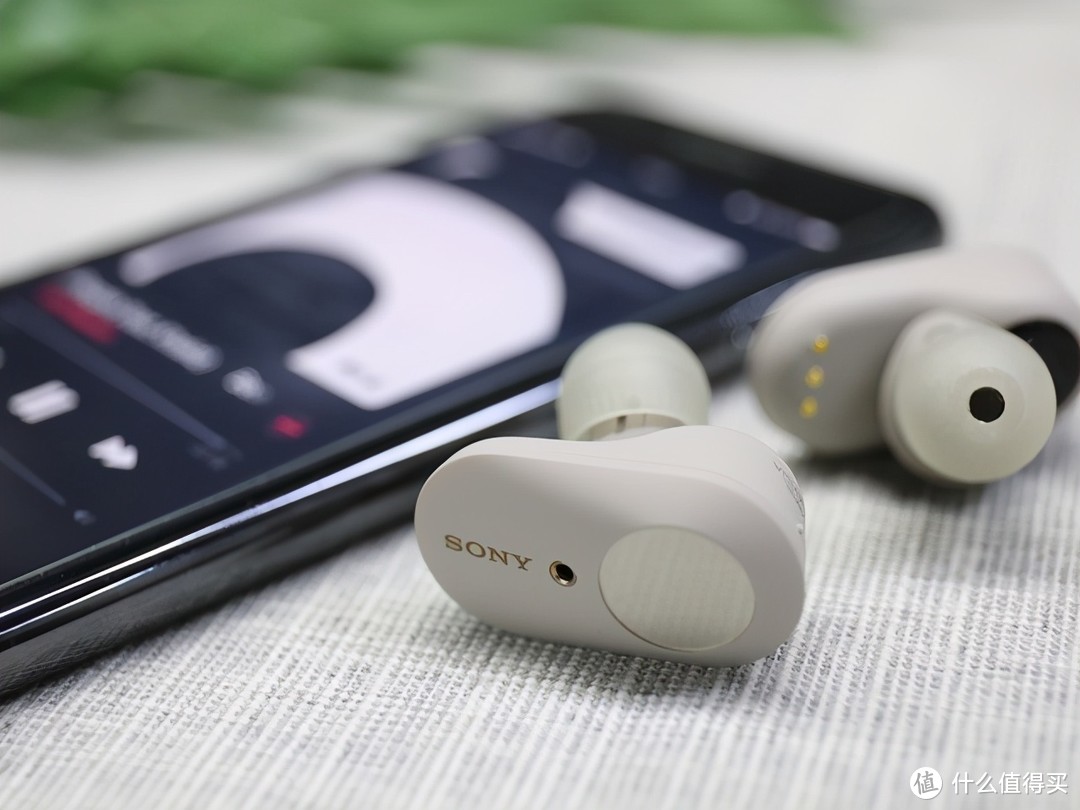 索尼真无线WF-1000XM3，一个方面就超过AirPods 