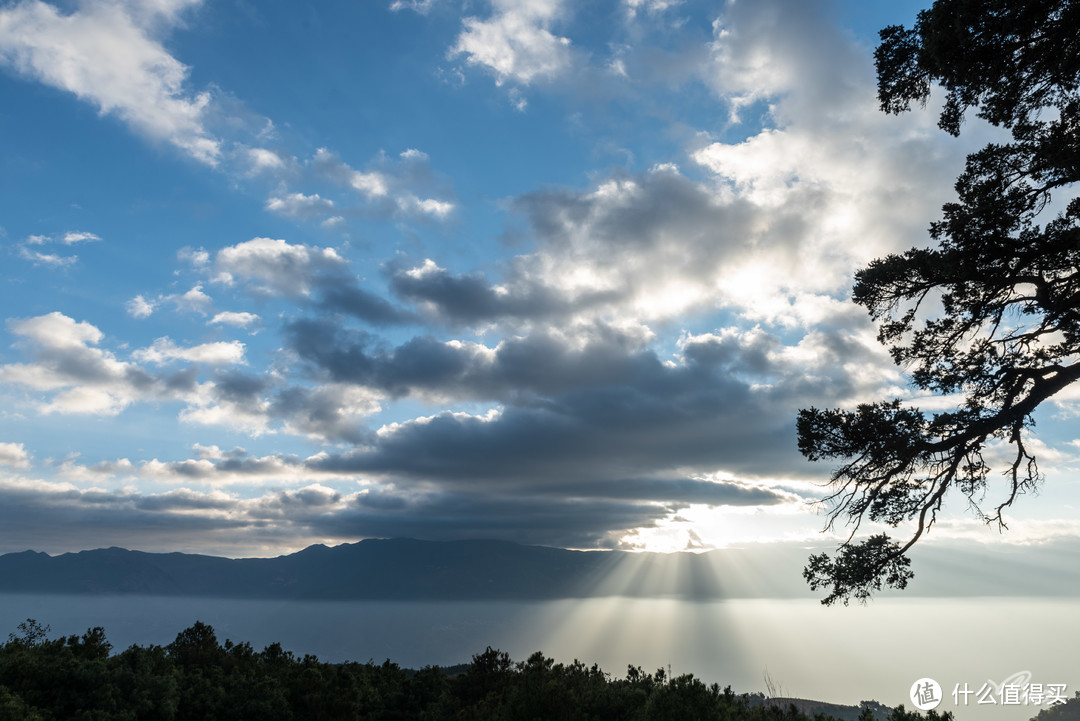 去看流星雨吗？—— 东川红土地 · 2020 双子座流星雨