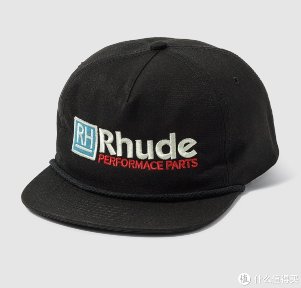 RHUDE的帽子，摘自HYPEBEAST，这条绳子这个细节，咱以后聊