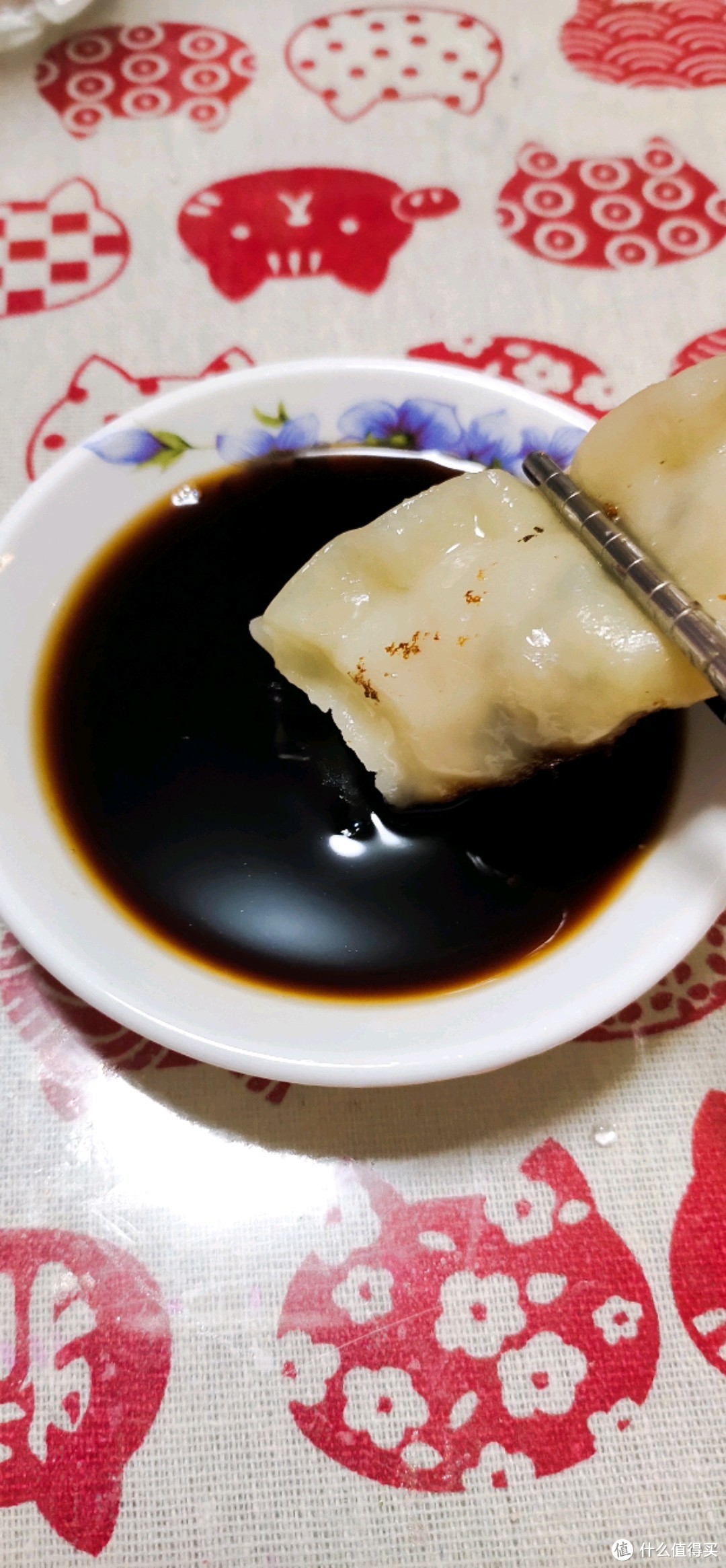 速冻食控亲自买，亲自烹，看看网红必品阁菌菇三鲜水饺做煎饺口味如何？