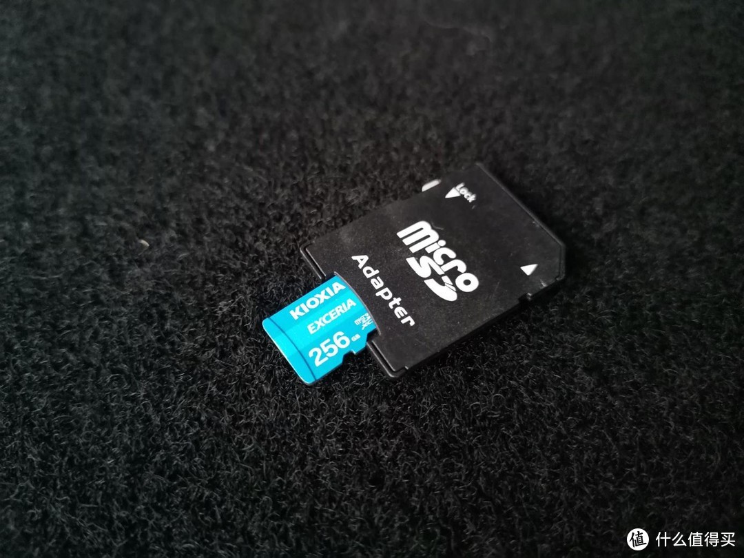 东芝存储器更名铠侠，256GB microSD卡卖出了白菜价？