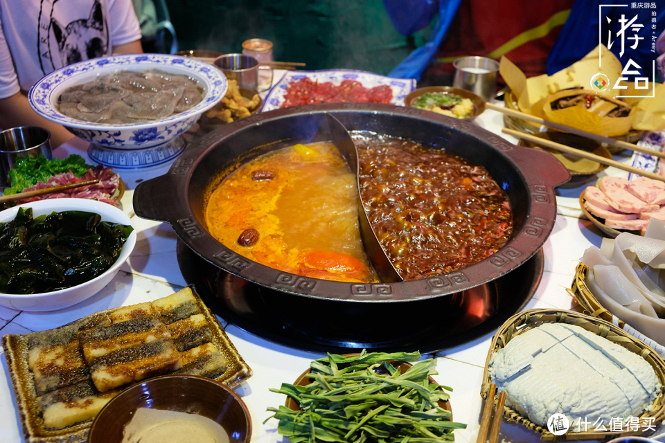 重庆土著的心声：烫火锅，除了毛肚、鸭肠，这些新食材也是必点