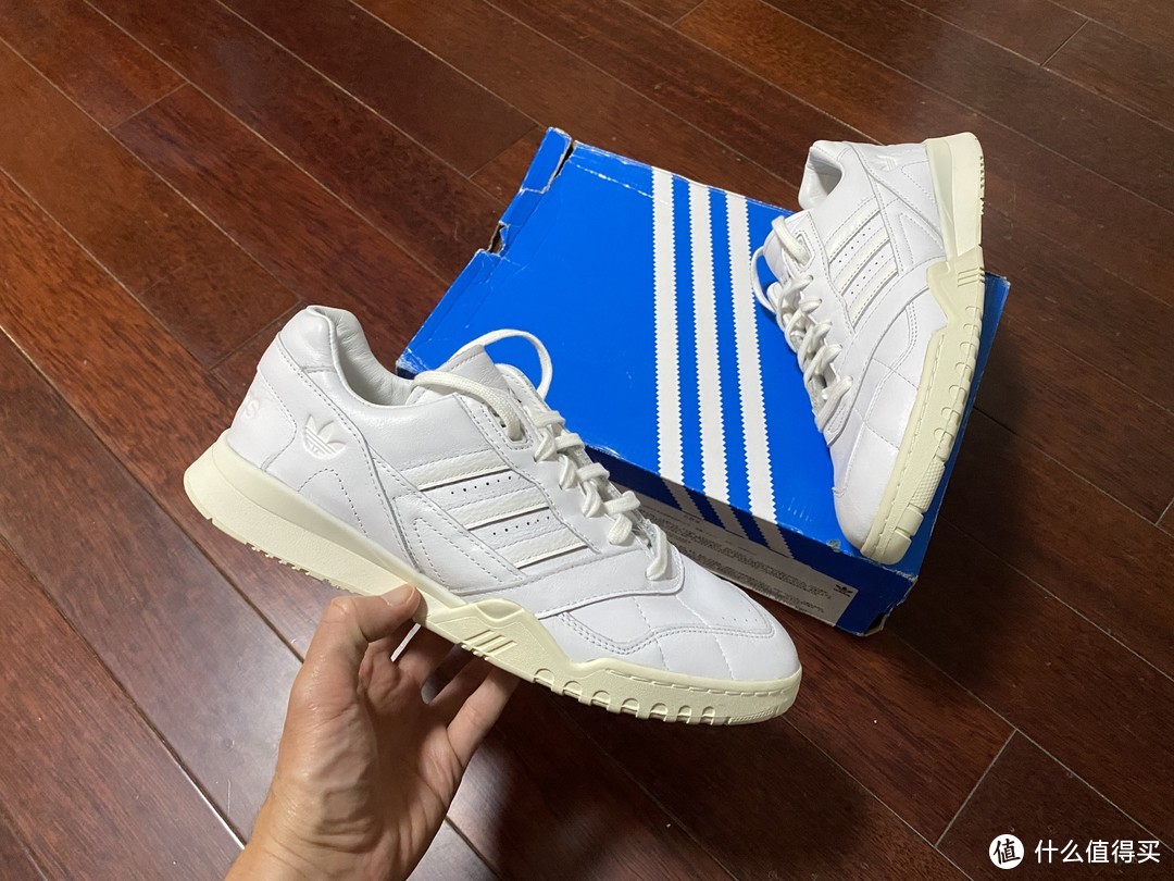 adidas三叶草A.R.TRAINER经典运动鞋