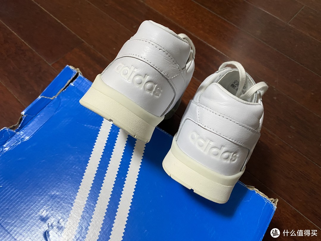 adidas三叶草A.R.TRAINER经典运动鞋