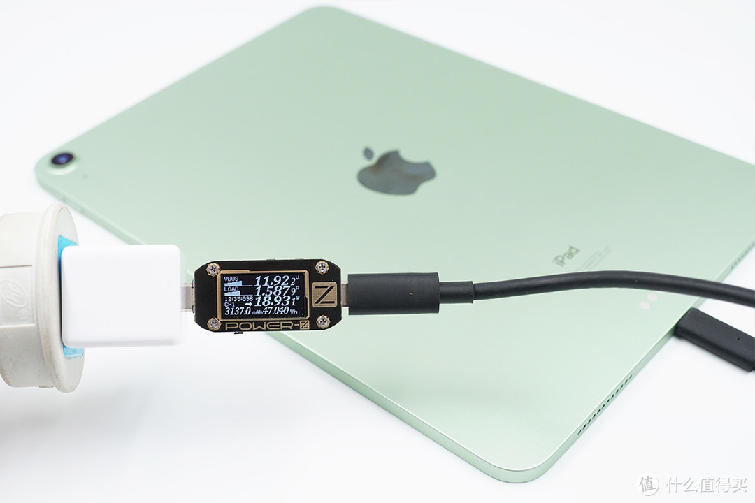 苹果5W体积，20W性能，打磨数月上市：Benks 20W PD充电器评测