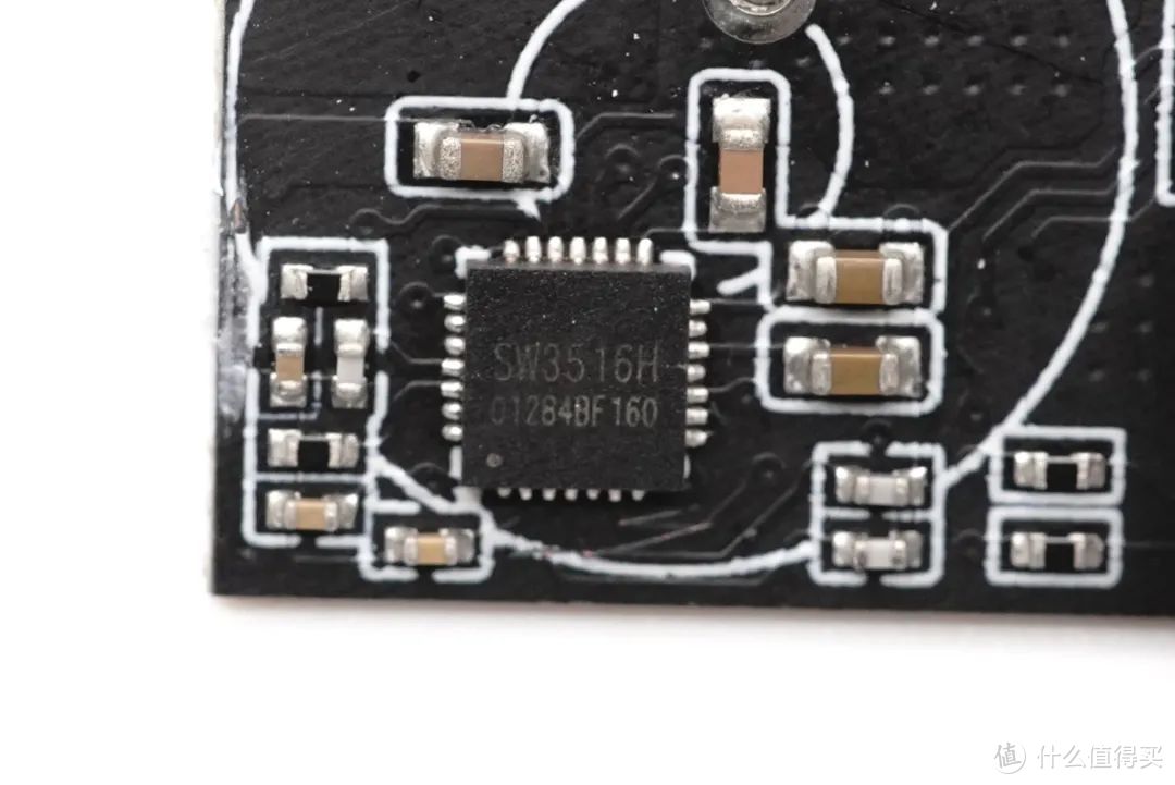 闪极100W 3C1A氮化镓快充充电器拆解，采用智融SW3516H和SW35降压协议IC