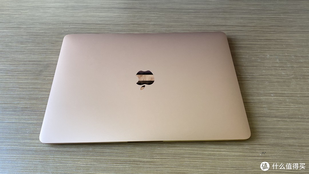 在m1芯片的macbook Air上成功运行win10 Arm 普通笔记本 什么值得买