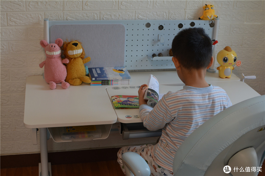 西昊H10可升降三栖书桌：宝宝从此爱上学习，这体验感绝了！