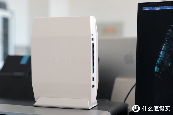 Linksys E9450路由器：高颜值实力派，轻松实现全屋覆盖