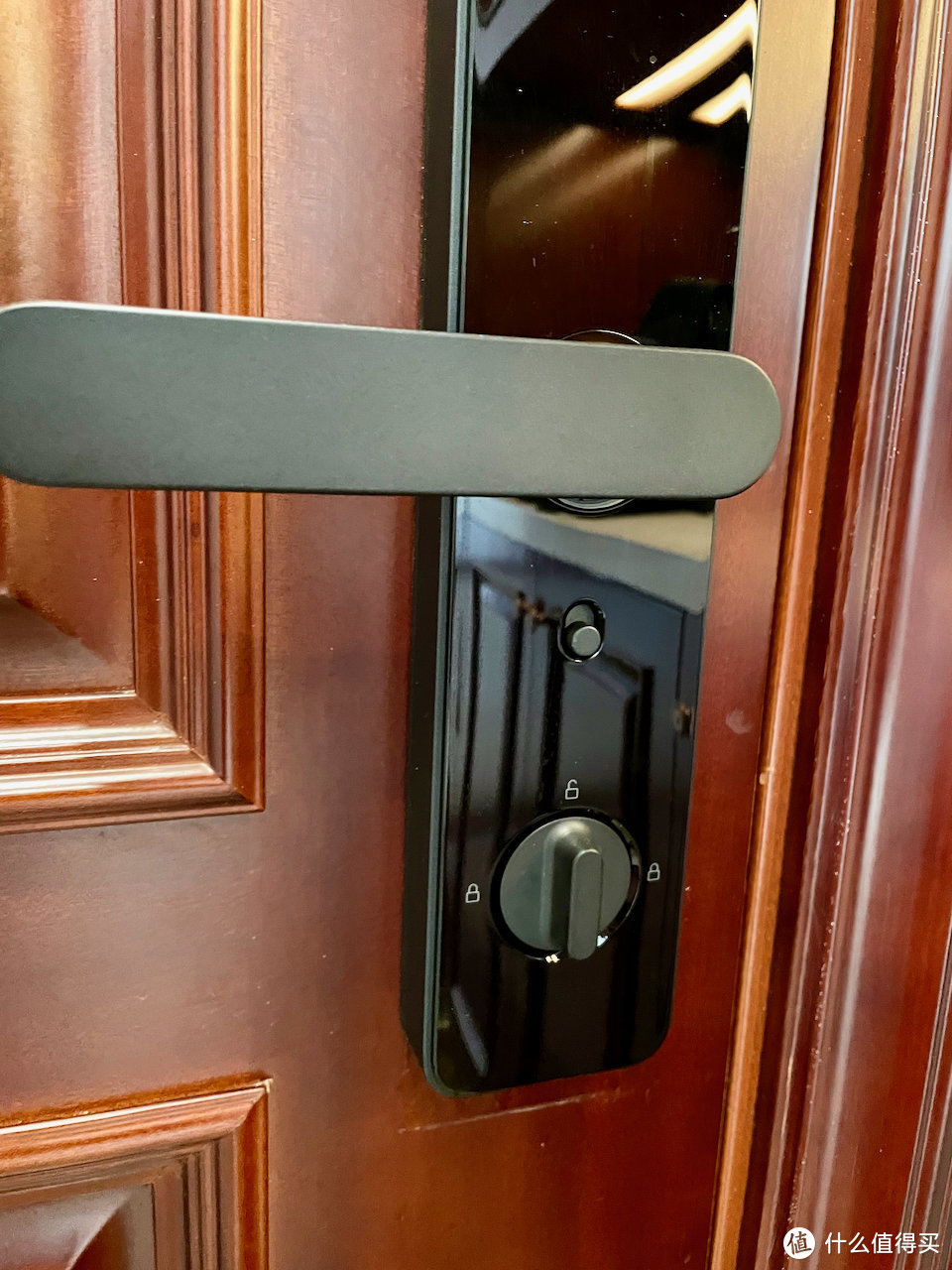 带摄像头的门锁更安全 — 小米智能门锁 Pro 评测