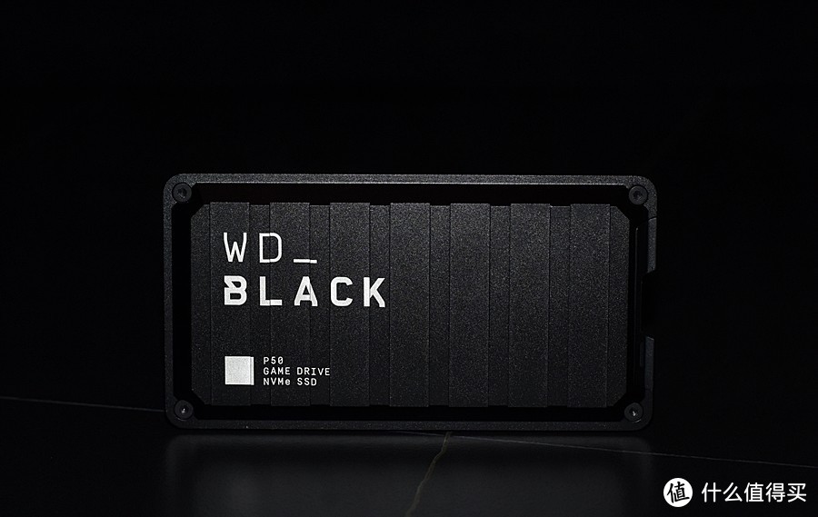 手里的WD_BLACK  P50移动固态硬盘 装上《赛博朋克2077》真是美滋滋
