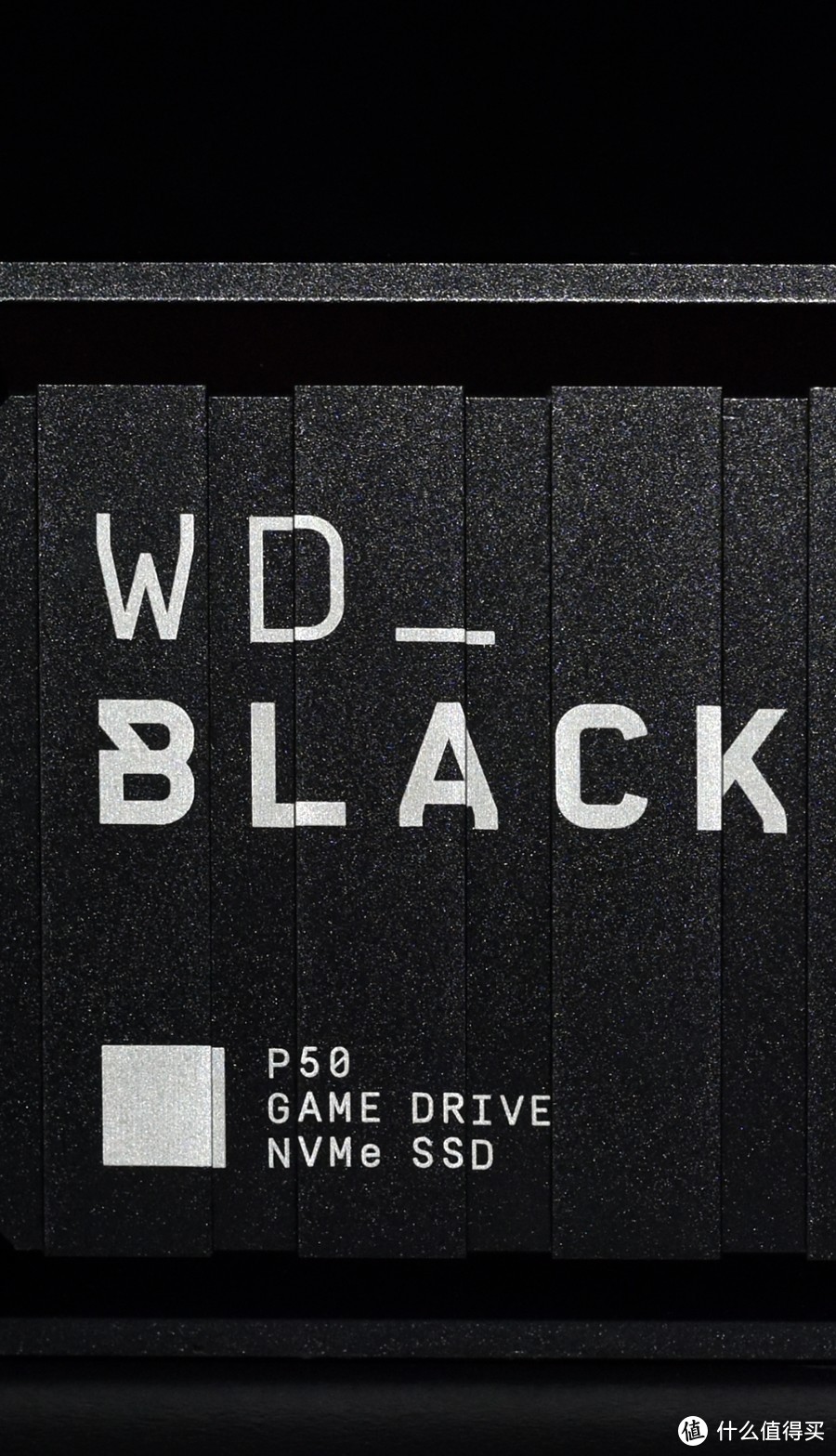 手里的WD_BLACK  P50移动固态硬盘 装上《赛博朋克2077》真是美滋滋