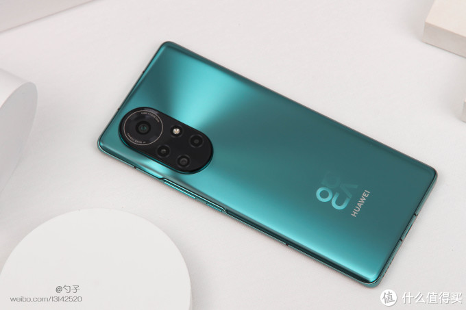 华为nova8pro图赏好看的8号色光彩夺目