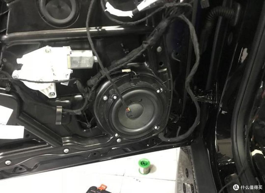 奔驰gle改bo铂傲音响愉悦动听人的听觉体验