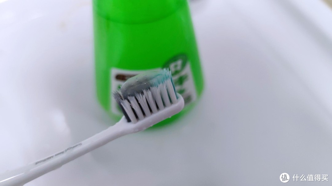 牙膏也可以让你记忆犹新——皓齿清牙膏