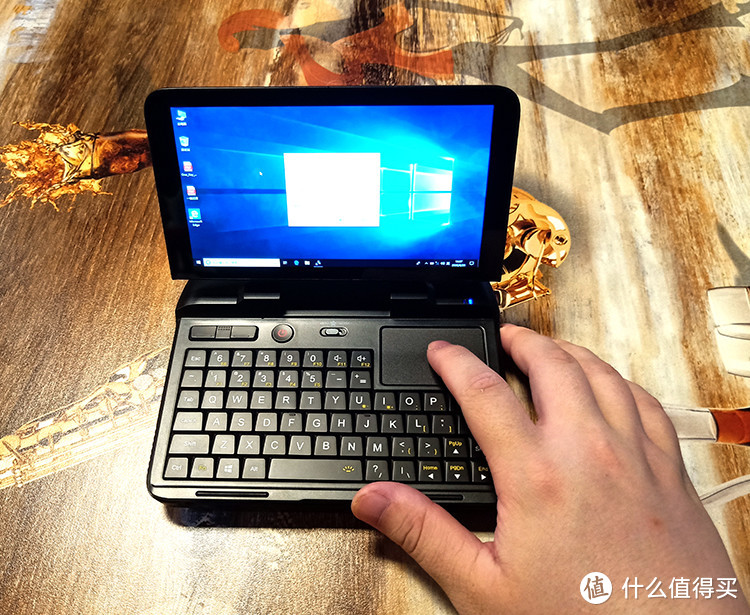 小而全的工程师利器，GPD MicroPC让你效率升级