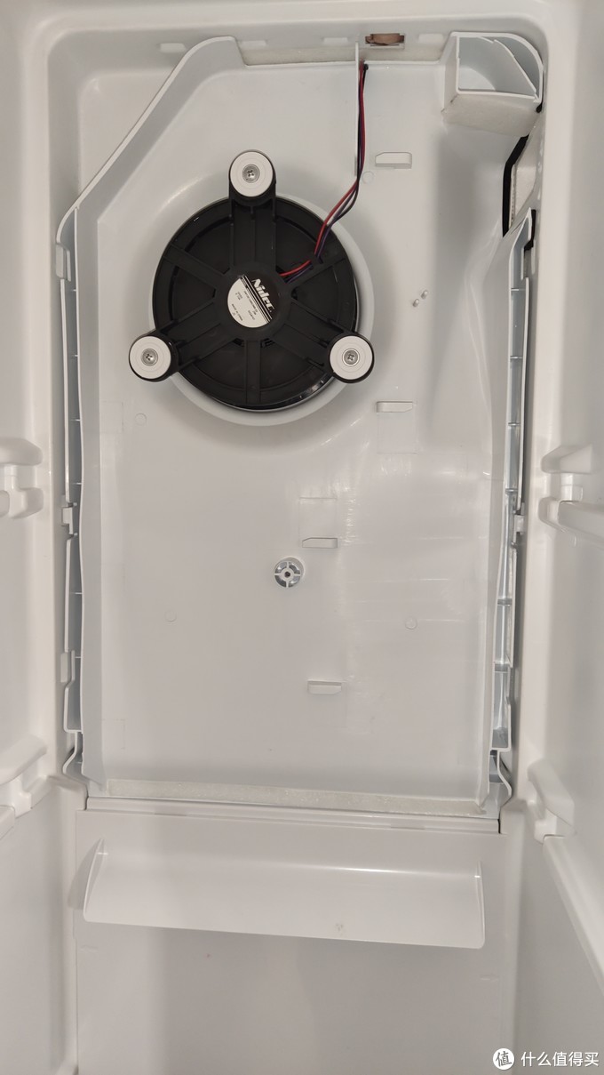 冰箱的散热器位置图图片