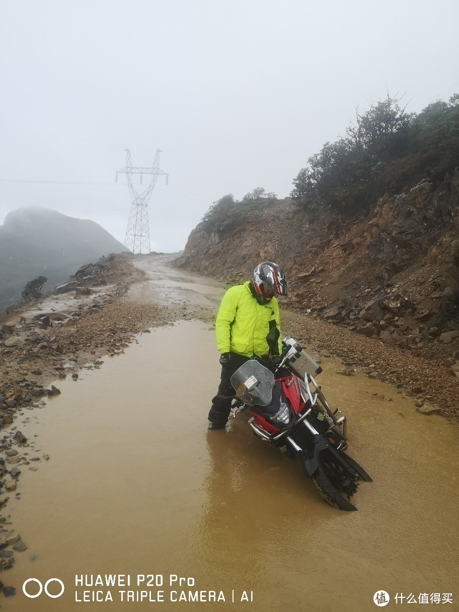 无数次的泥塘倒车